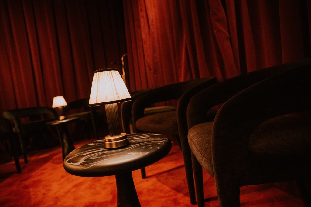 Seaview Lounge